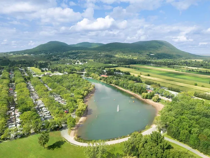 Domaine International de Rouville